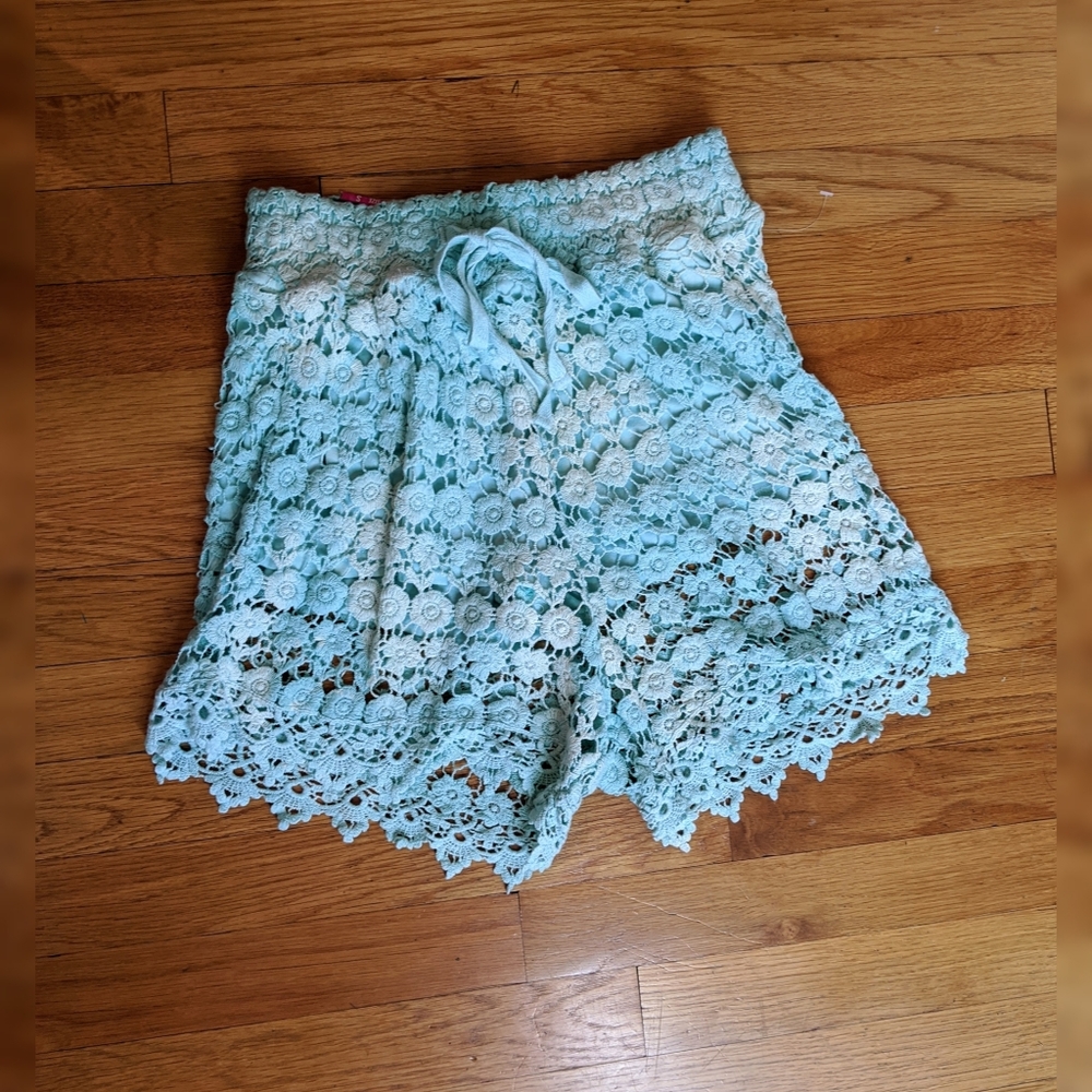 NWT Wallflower crochet shorty shorts